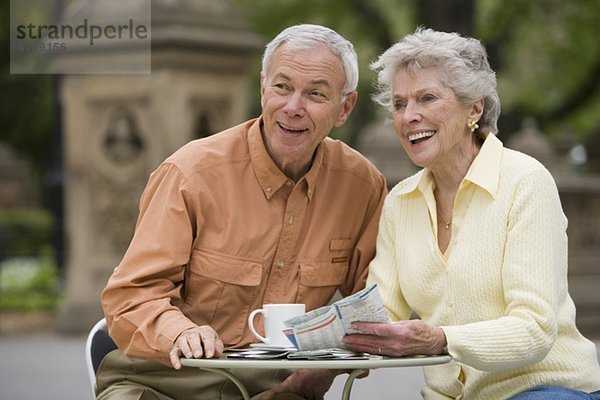 Senior  Senioren  Kaffee  Außenaufnahme