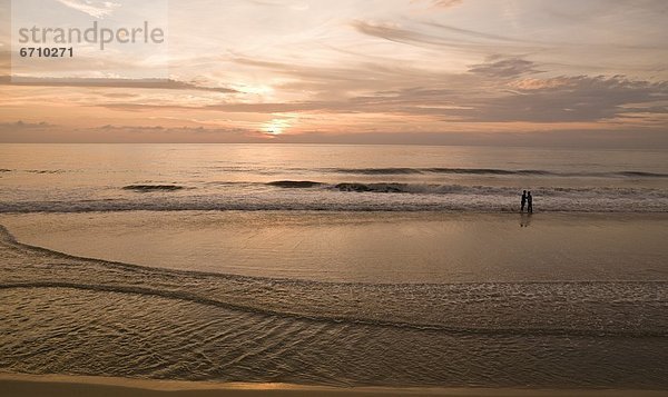 Fröhlichkeit  Strand  Sonnenuntergang  Kerala