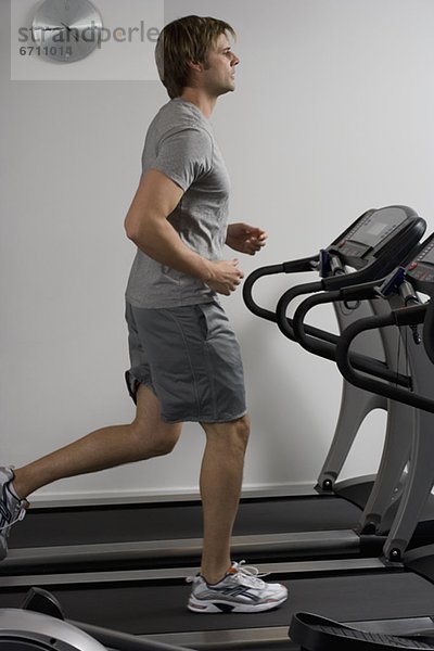 Mann  Gesundheit  rennen  Verein  Laufband