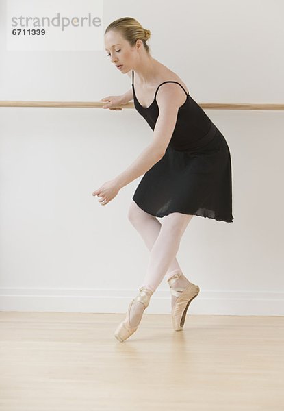 tanzen  Tänzer  Studioaufnahme  Ballett