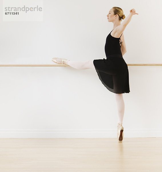 tanzen  Tänzer  Studioaufnahme  Ballett