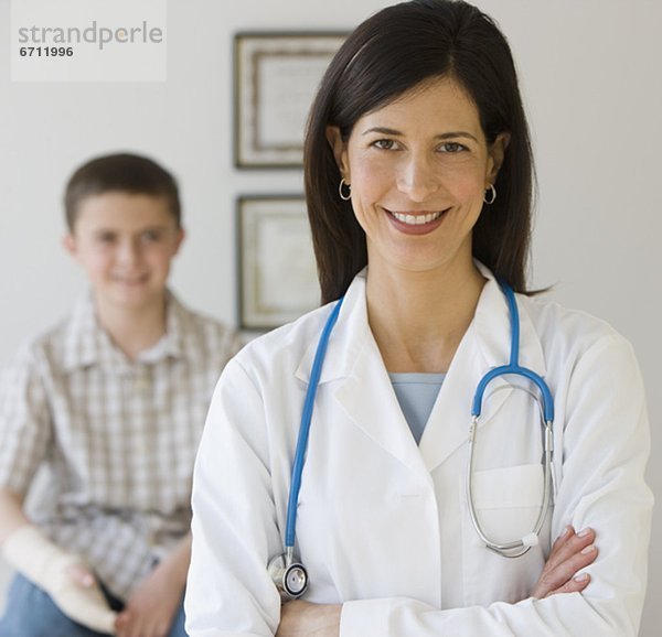 Junge - Person  Arzt  Hintergrund