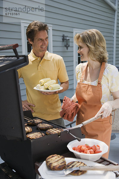 Terrasse  grillen  grillend  grillt