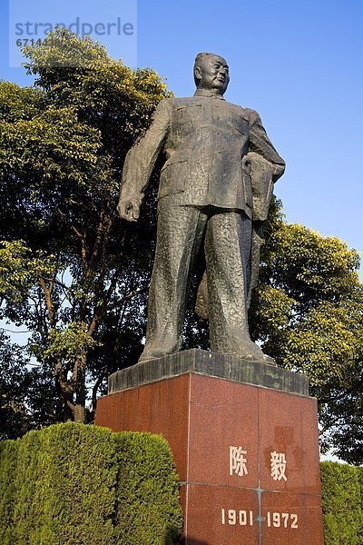 Mao Zedong  Tse-tung  Statue