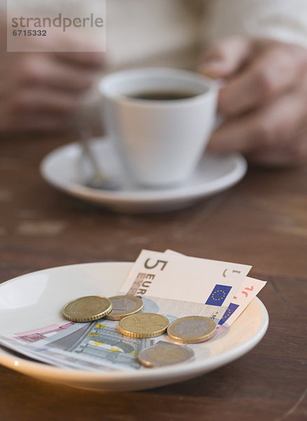 Cafe  Teller  Euro