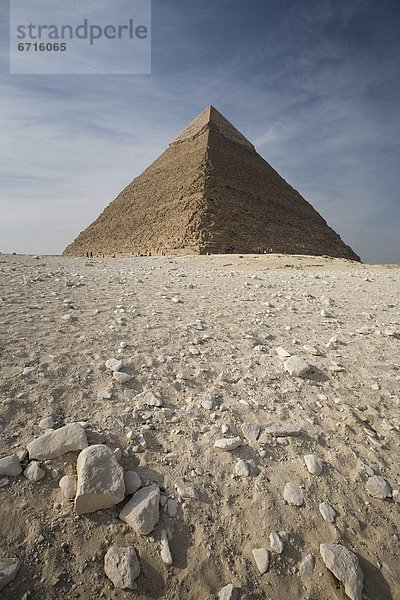 pyramidenförmig  Pyramide  Pyramiden  Wüste  Pyramide