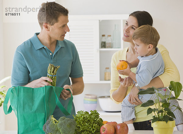 Lebensmittelladen verpacken