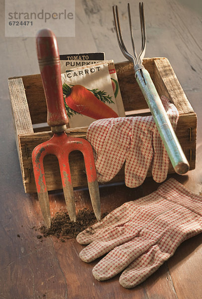 Gardening tools