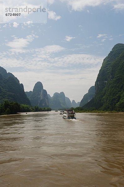 nahe  Tagesausflug  Boot  Anordnung  Hintergrund  Fluss  Karst  Yangshuo