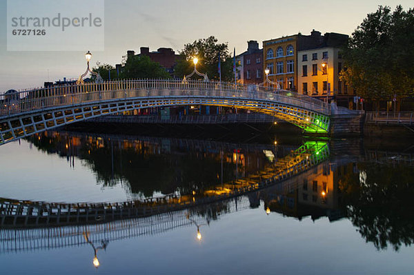 Nacht  Brücke  Fluss