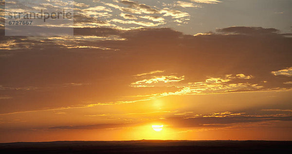 Sonnenuntergang  über  Prärie