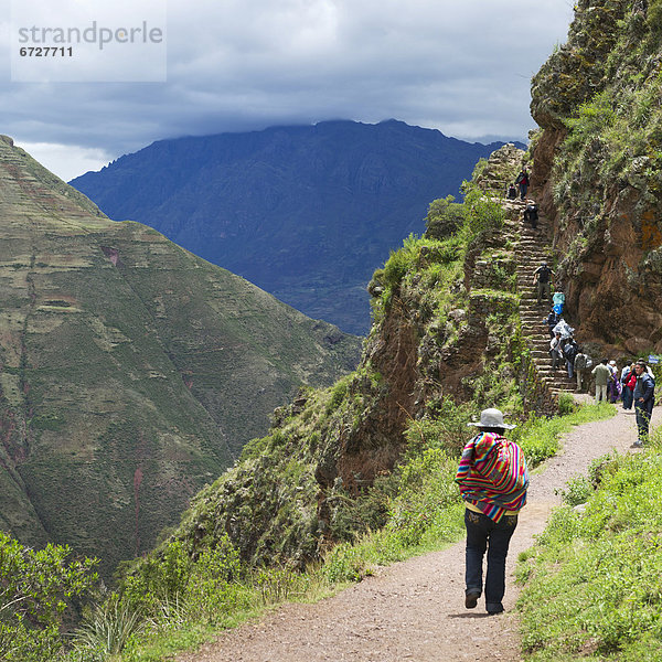 Weg  Ausgrabungsstätte  Treppe  Pisac