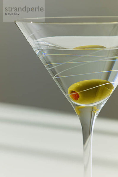 Glas  Cocktail  Olive