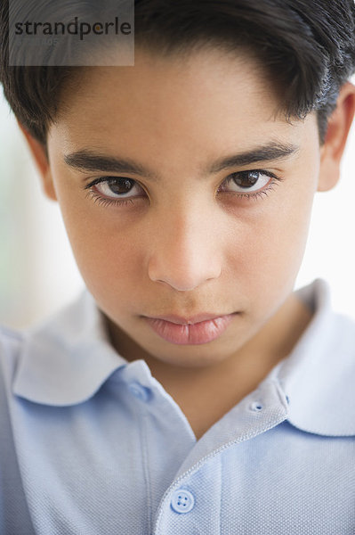 Portrait  Zorn  Junge - Person  12-13 Jahre  12 bis 13 Jahre