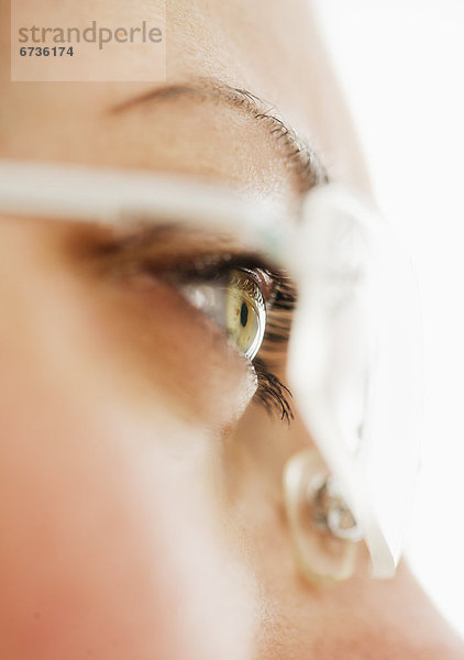 Frau  Brille  Close-up  close-ups  close up  close ups  Kleidung  Studioaufnahme