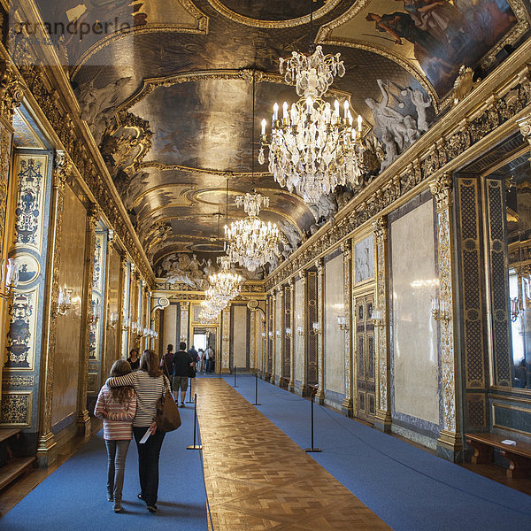 Korridor  Korridore  Flur  Flure  Stockholm  Hauptstadt  gehen  Palast  Schloß  Schlösser