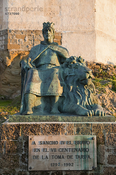 'Statue of sancho el bravo