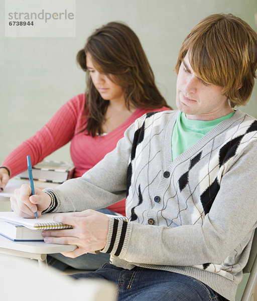 Klassenzimmer  Student  Hochschule