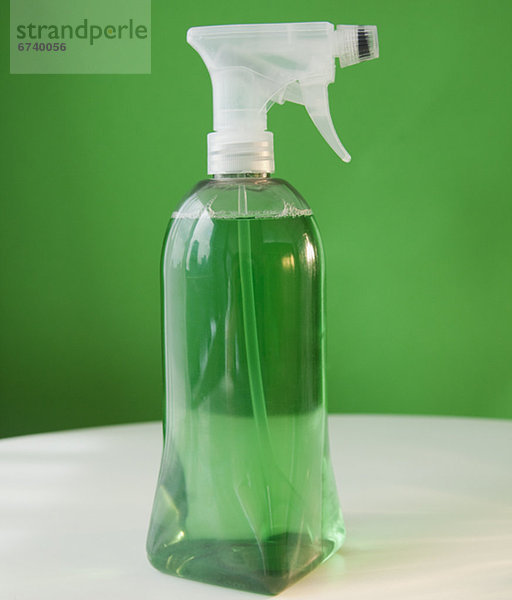 Spritzer flüssig grün Flasche