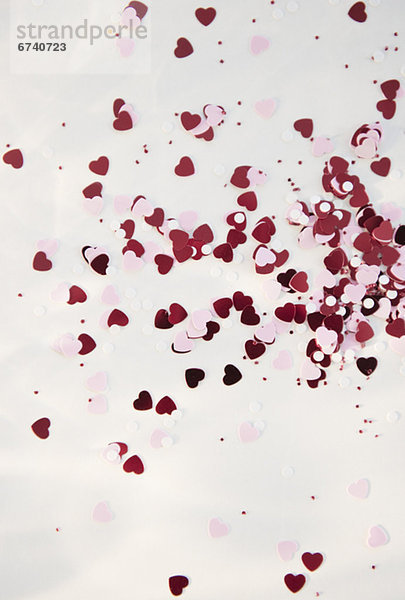 Confetti hearts