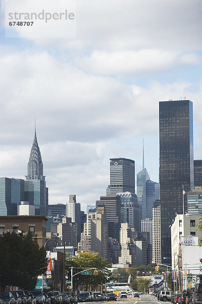 Vereinigte Staaten von Amerika  USA  Skyline  Skylines  New York City  Straße  beschäftigt  Hintergrund  Manhattan