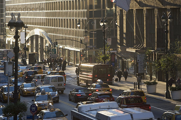 Vereinigte Staaten von Amerika  USA  Städtisches Motiv  Städtische Motive  Straßenszene  Straßenszene  New York City