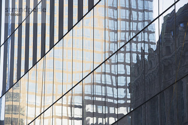 Vereinigte Staaten von Amerika  USA  hoch  oben  nahe  New York City  Glas  Gebäude  Spiegelung  Hochhaus  New York State