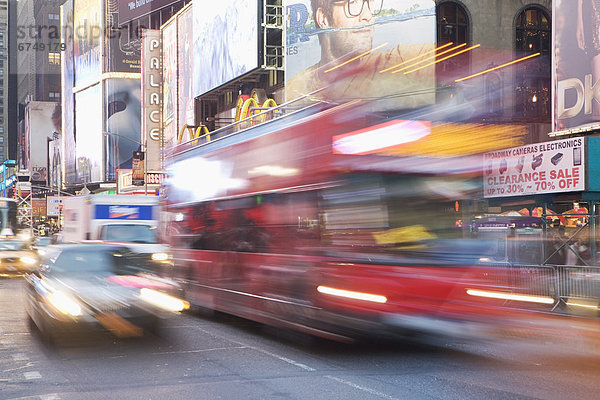 Vereinigte Staaten von Amerika  USA  New York City  Städtische Straße  Städtische Straßen  New York State