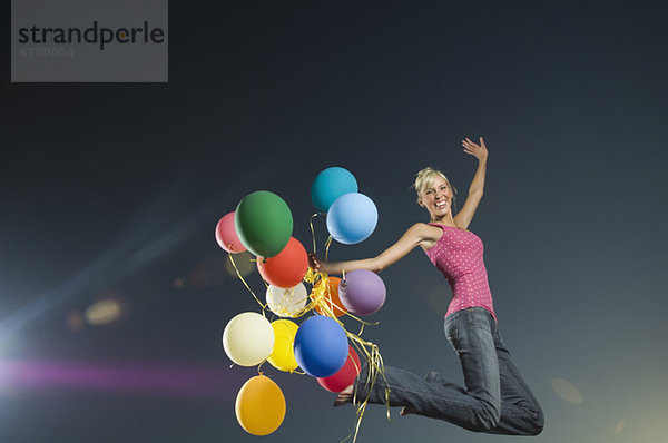 Frau  Luftballon  Ballon  springen