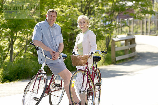 stehend  Fahrrad  Rad