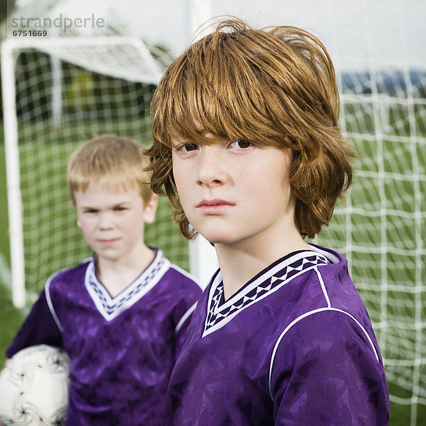 Portrait Junge - Person Fußball