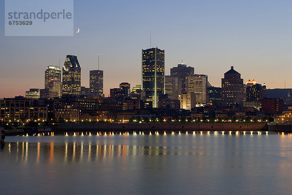 Montreal Skyline at Night  Quebec