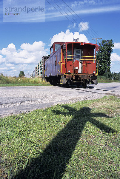 überqueren  Schatten  Zeichen  Ontario  Signal  Zug
