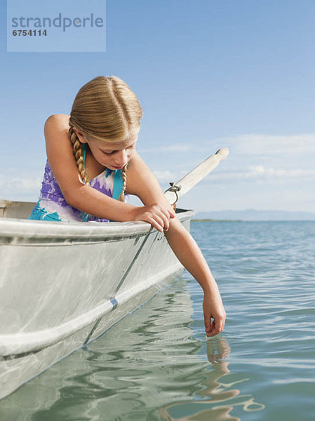 Boot  5-9 Jahre  5 bis 9 Jahre  Mädchen  spielen