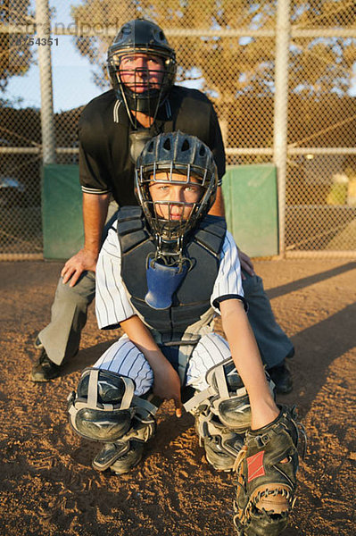 Vereinigte Staaten von Amerika  USA  Mann  Junge - Person  Baseball  10-11 Jahre  10 bis 11 Jahre  Kalifornien  spielen
