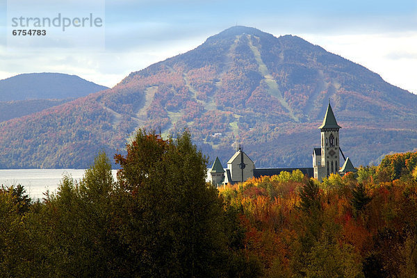 St-Benoit-du-Lac  Eastern Townships  Austin Quebec.