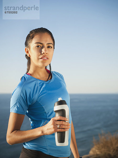 Vereinigte Staaten von Amerika  USA  Wasser  Portrait  halten  Jogger  Flasche  Kalifornien  San Diego