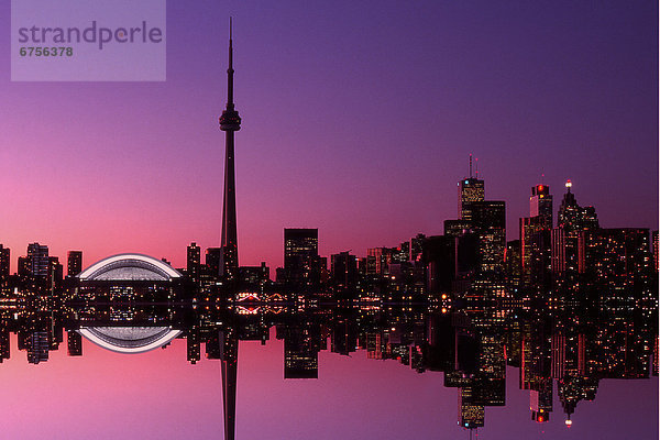 Toronto Skyline bei Sonnenuntergang  Toronto (Ontario)