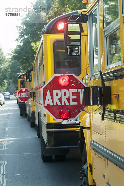 französisch  Zeichen  Ende  Omnibus  Schule  Laval  Quebec  Quebec  einstellen