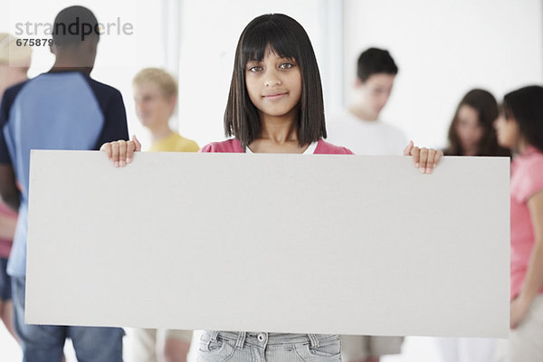 halten  Reklameschild  Student  jung  unbeschrieben