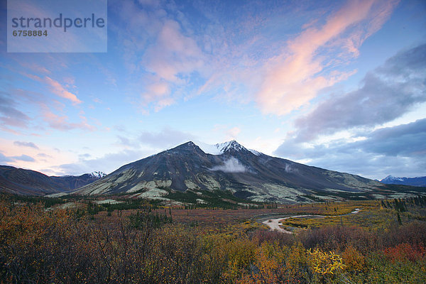 Sonnenuntergang  Fernverkehrsstraße  Herbst  Yukon