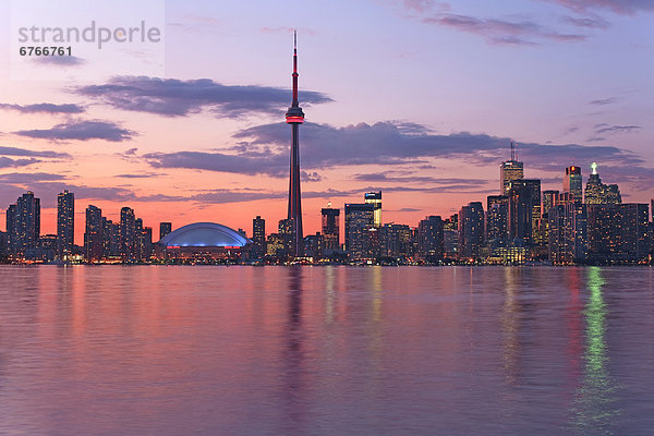 Skyline  Skylines  Insel  Abenddämmerung  Ontario  Toronto