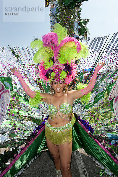 Frau in Kostüm für die Caribana Festival Parade  Toronto  Ontario