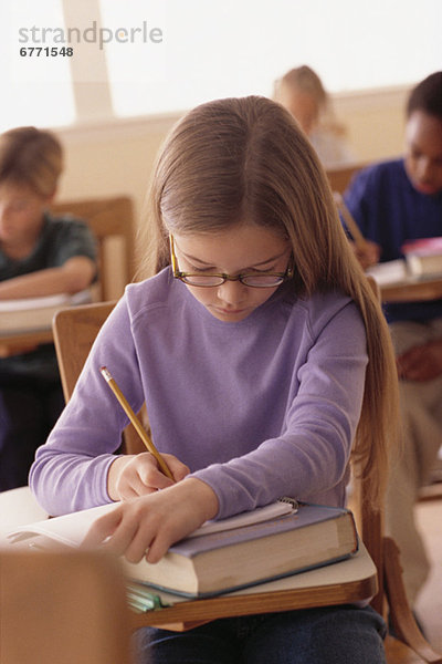 Student im Klassenzimmer