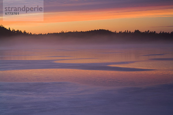 Muster  Sonnenuntergang  Dunst  Nova Scotia  Neuschottland  Schnee