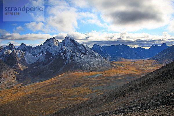 Berg  Herbst  Grabstein  Megalith  Tombstone Territorial Park  Yukon