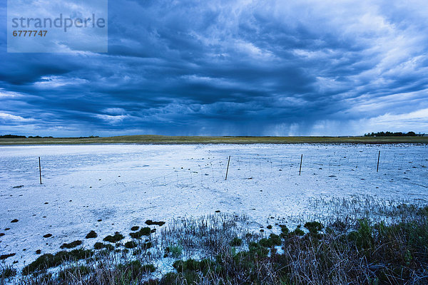 nahe  Wolke  trocken  See  Saskatchewan  Abenddämmerung  Speisesalz  Salz