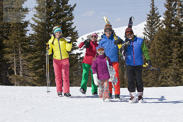 Vereinigte Staaten von Amerika  USA  Pose  Urlaub  Ski  Generation  3  10-11 Jahre  10 bis 11 Jahre  Mädchen  Colorado  Telluride