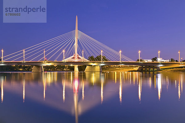 Nacht  Brücke  Fluss  rot  Manitoba  Winnipeg