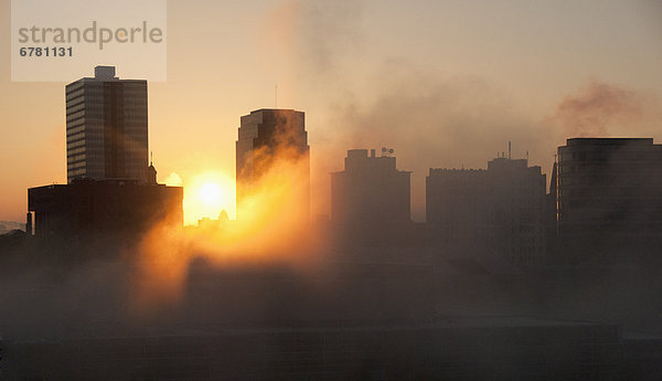 Vereinigte Staaten von Amerika  USA  Skyline  Skylines  Morgen  Großstadt  Nebel  früh  bedecken  Tennessee